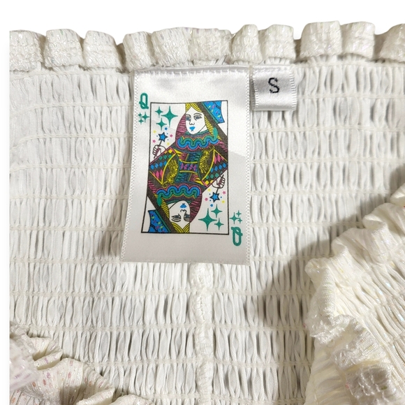 QUEEN OF SPARKLES Swing Shorts In White Metallic Holographic Small - Picture 4 of 7